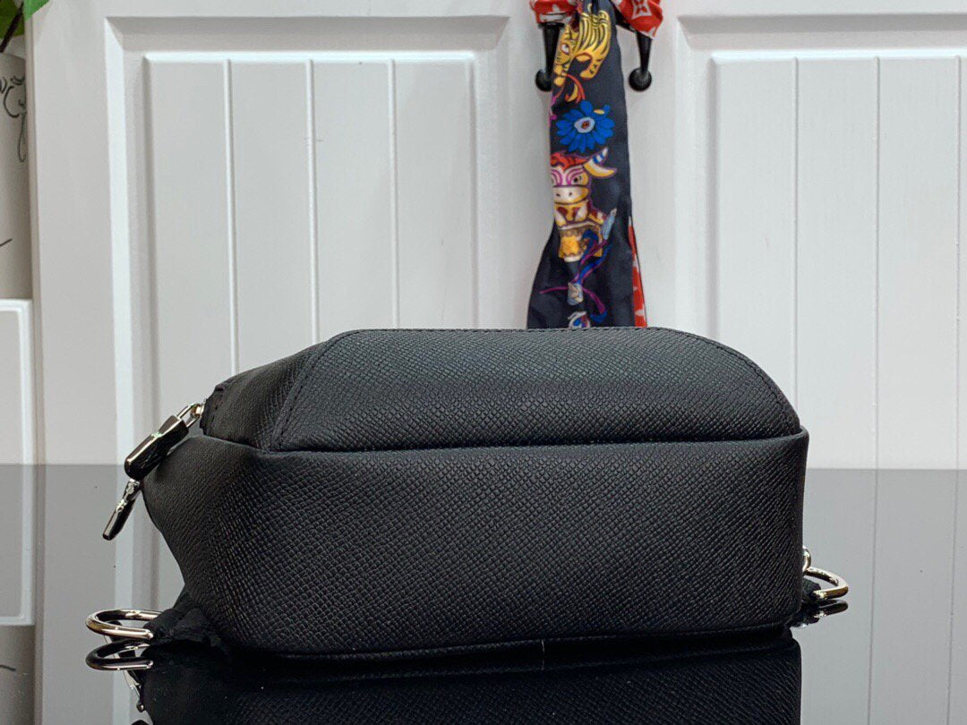 LV M30443 Louis Vuitton Avenue Sling Bag Black