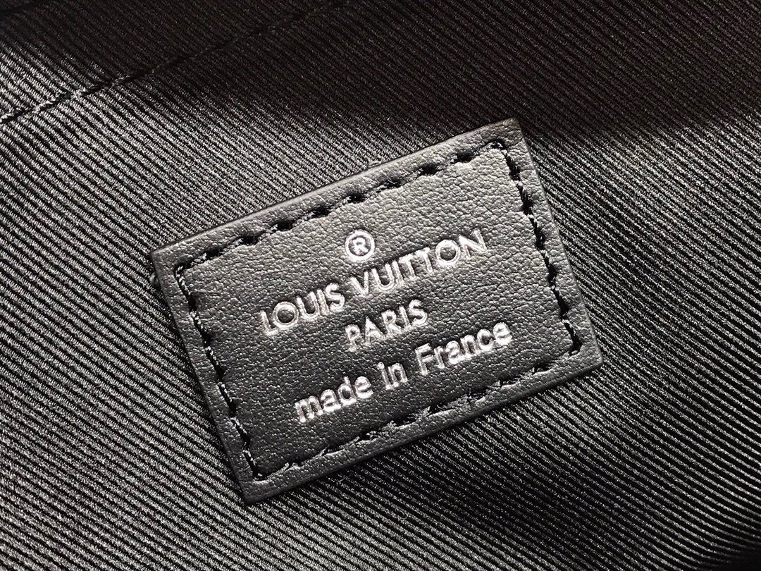 LV M57307 Louis Vuitton Steamer Messenger Bag Black