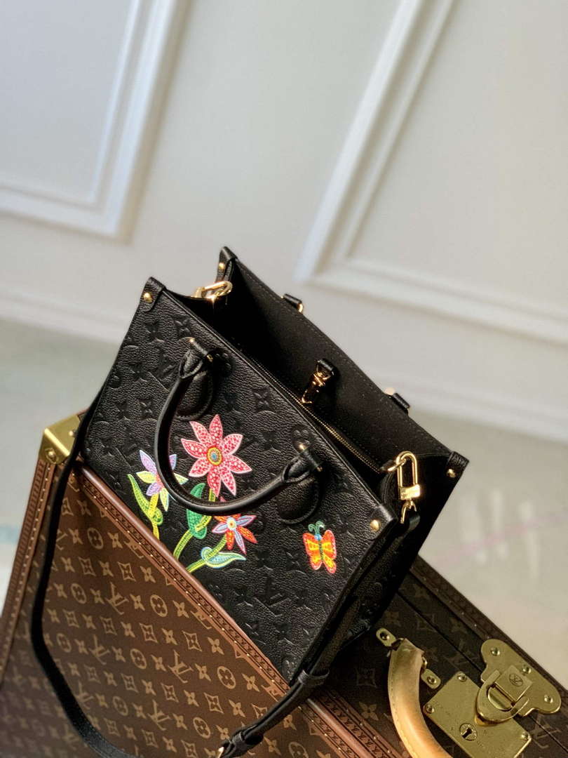 LV M21732 Louis Vuitton LV x YK OnTheGo PM Bag Black