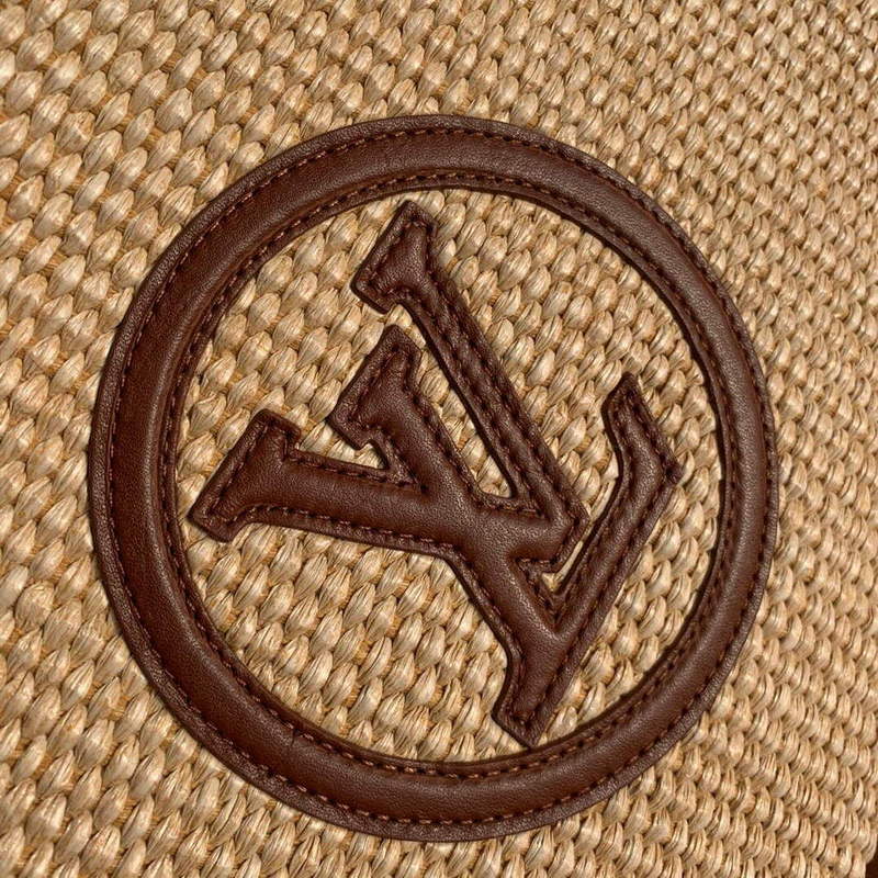 LV M81366 Louis Vuitton Toiletry Pouch On Chain Brown