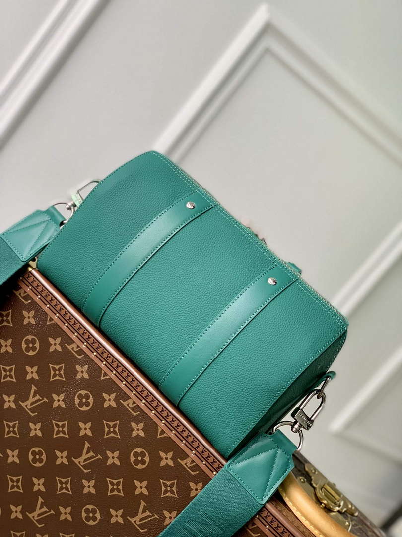 LV M22486 Louis Vuitton City Keepall Travel Bag Green