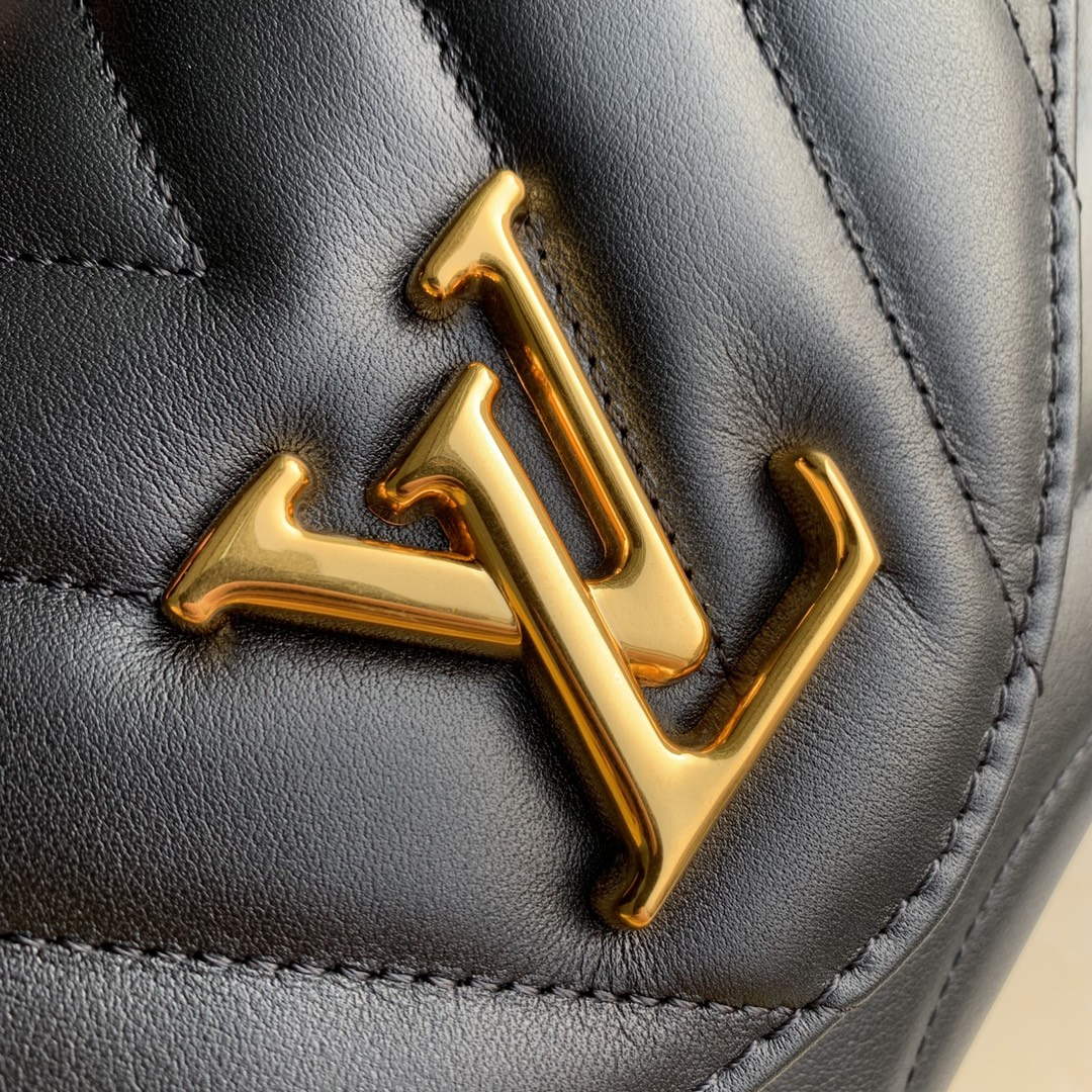 LV M21720 Louis Vuitton Hold Me Top-handle Bag Black