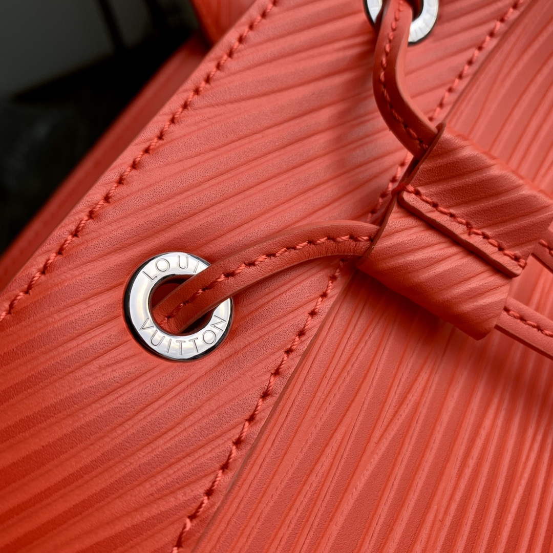 LV M23117 Louis Vuitton Maxi No�� Sling Bag Orange