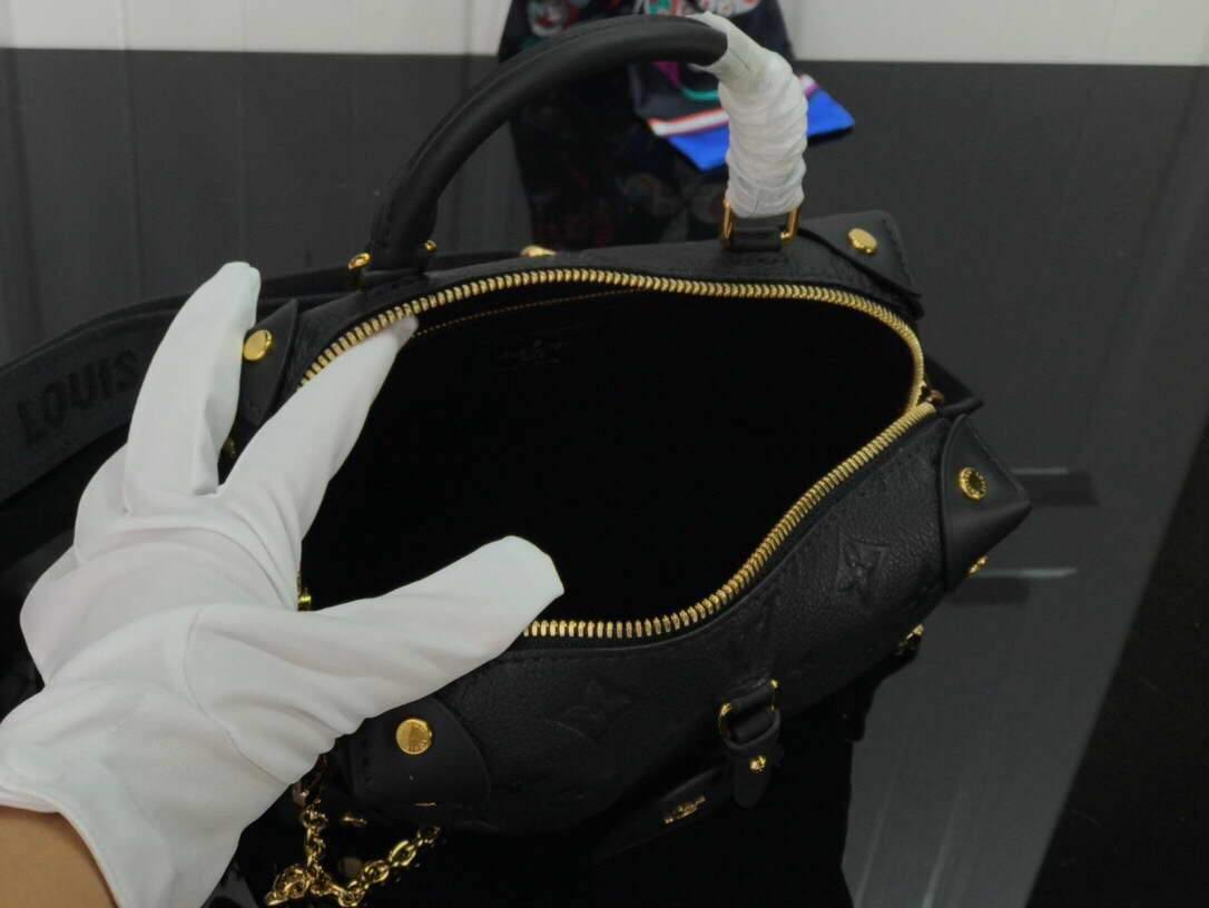 LV M45393 Louis Vuitton Petite Malle Souple Bag M45394 Leather Black