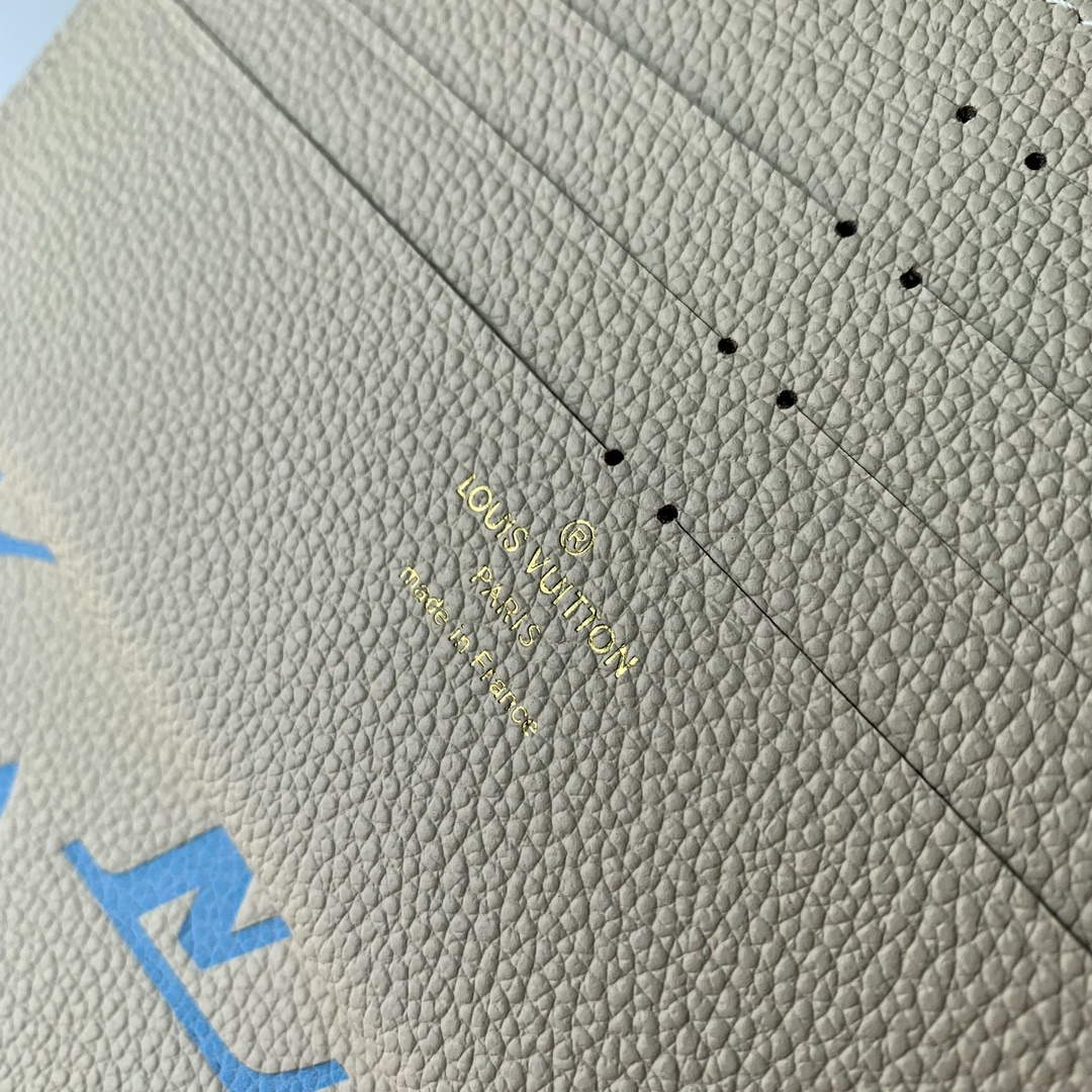 LV M82610 Louis Vuitton Pochette F��licie Bag Blue