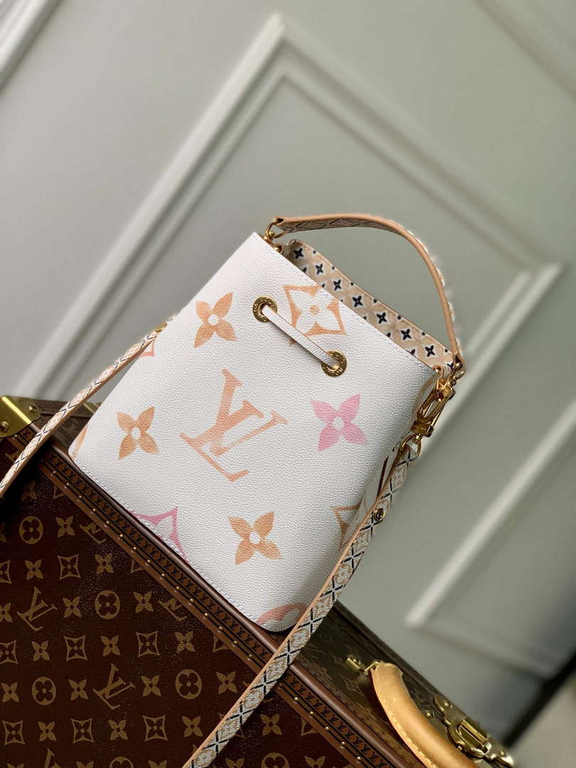 LV M22985 Louis Vuitton N��ono�� BB Bucket Bag Beige