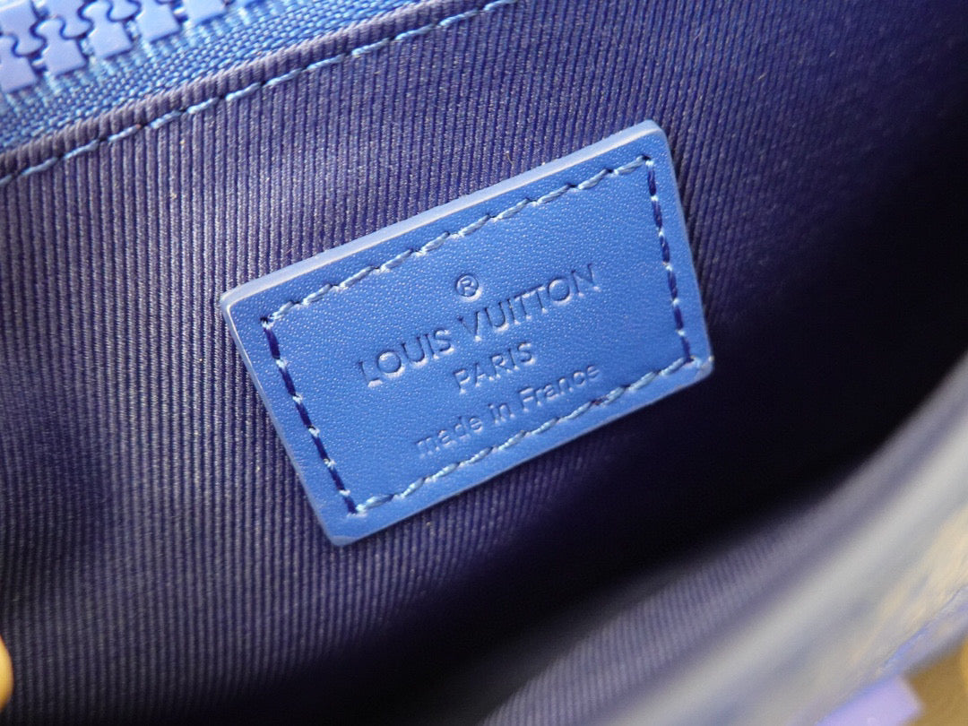 LV Louis Vuitton M58487 S Lock Sling Blue