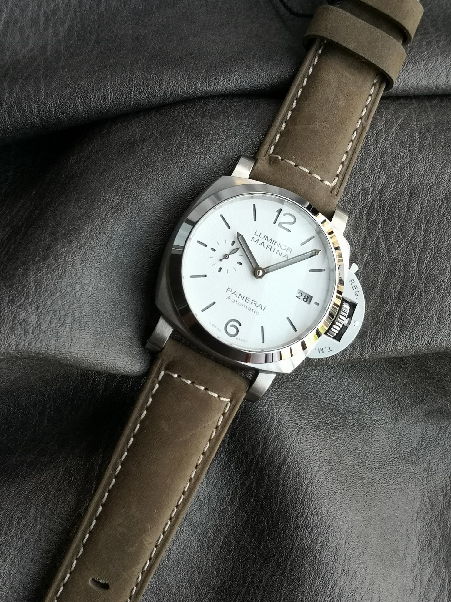Panerai Lumino series PAM01394, more efficient