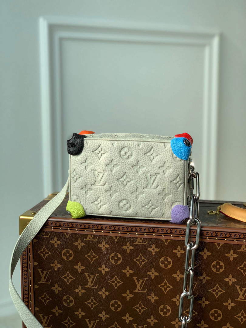 LV M81606 Louis Vuitton Mini Soft Trunk Chalk