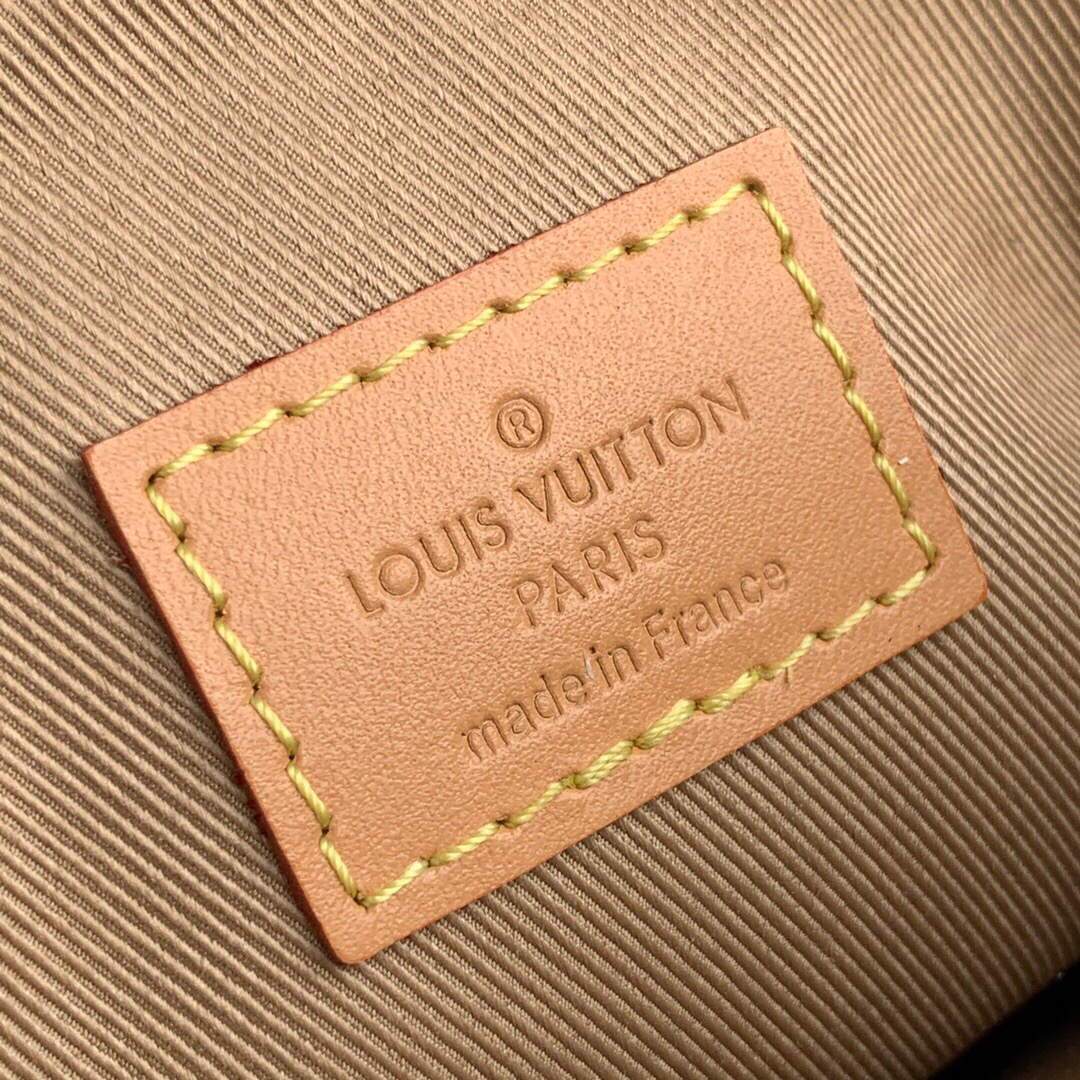 LV M80746 Louis Vuitton Utility Phone Sleeve Monogram Bag