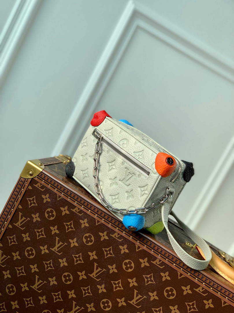 LV M81606 Louis Vuitton Mini Soft Trunk Chalk