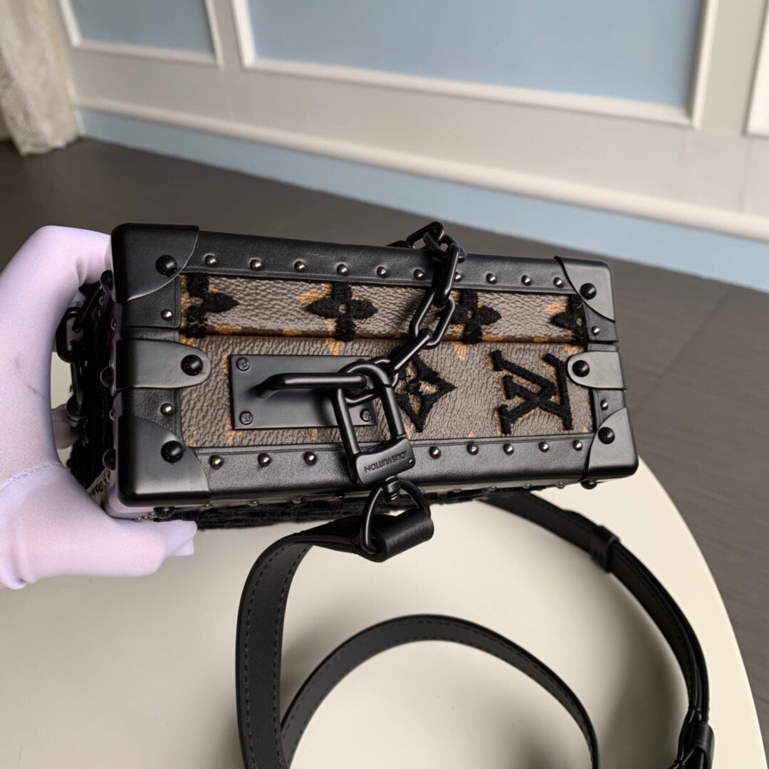 LV M20233 Louis Vuitton Clutch Box Bag M20230 Black