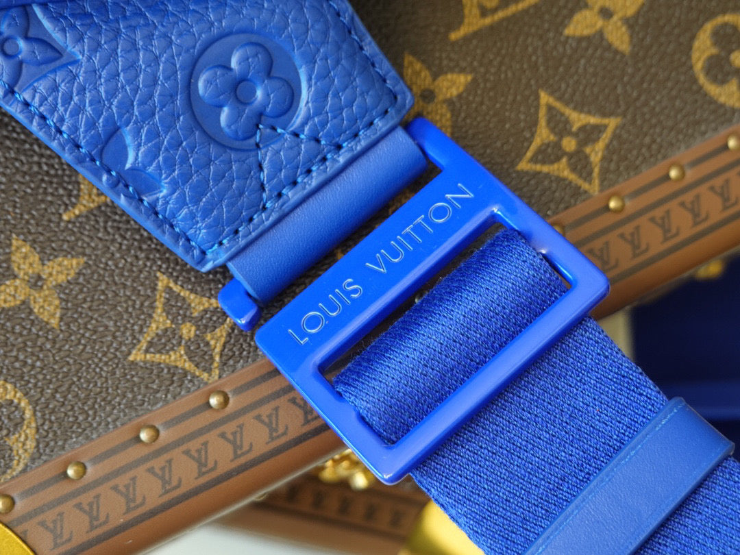LV Louis Vuitton M58487 S Lock Sling Blue