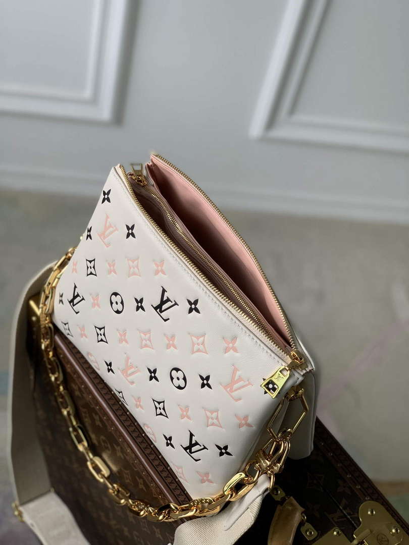 LV M22954 Louis Vuitton Coussin BB Handbag Beige