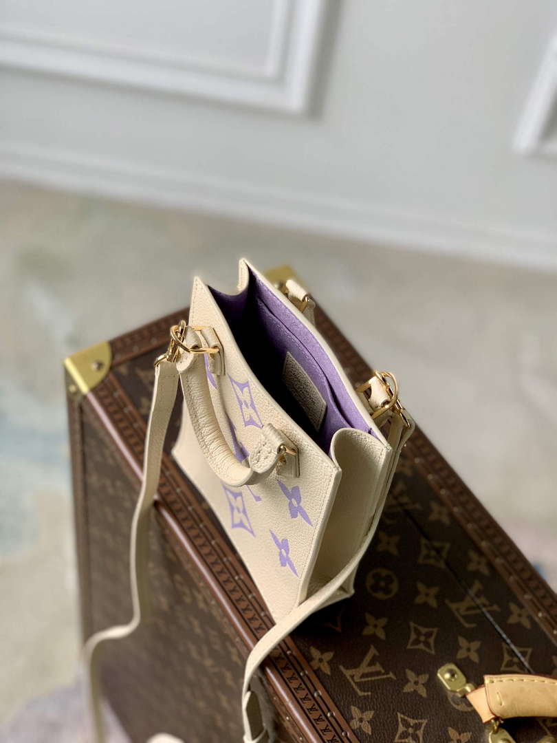 LV M81416 Louis Vuitton Petit Sac Plat Bag Taro Purple