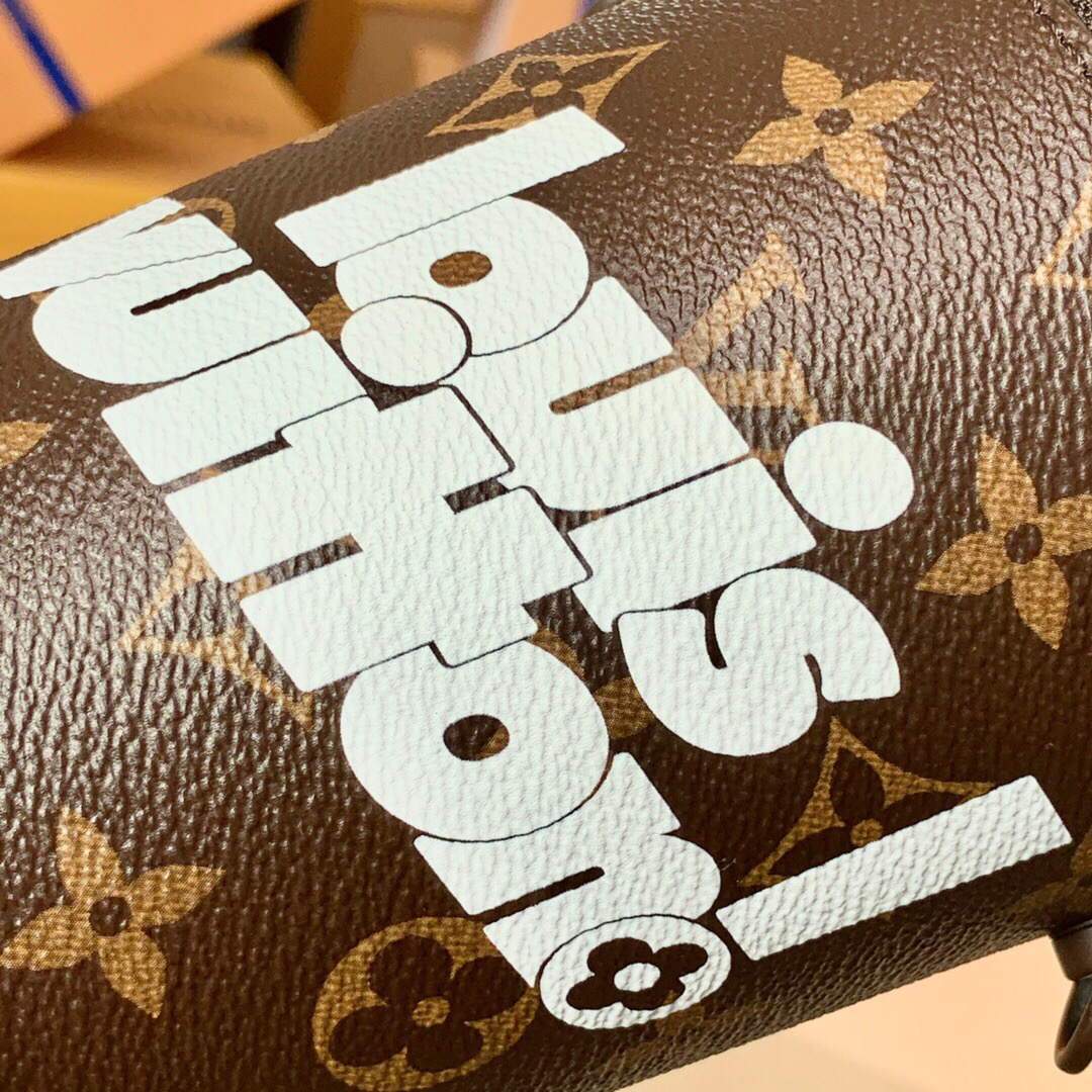 LV M80812 Louis Vuitton Coffee Cup Bag White