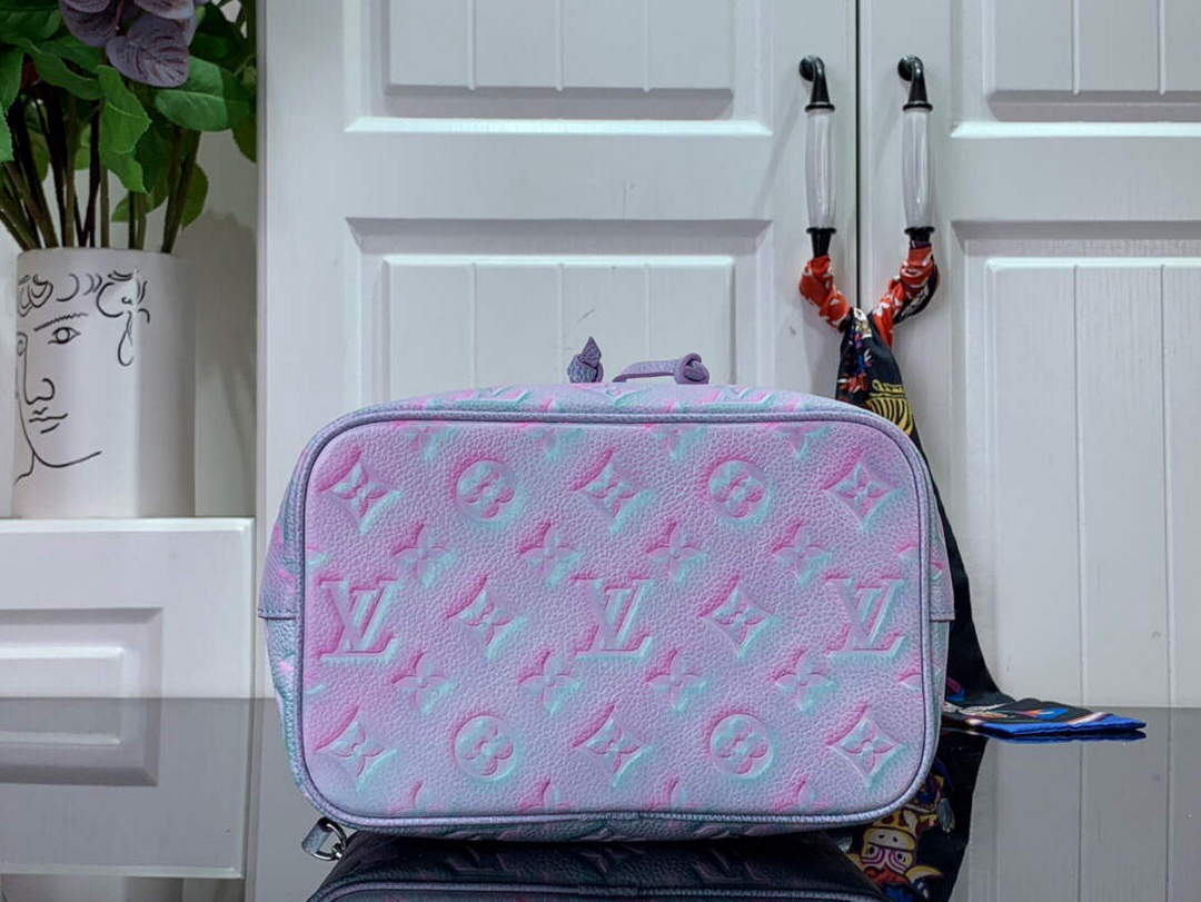 LV M46173 Louis Vuitton NONO BB Bucket Bag Lilas Purple