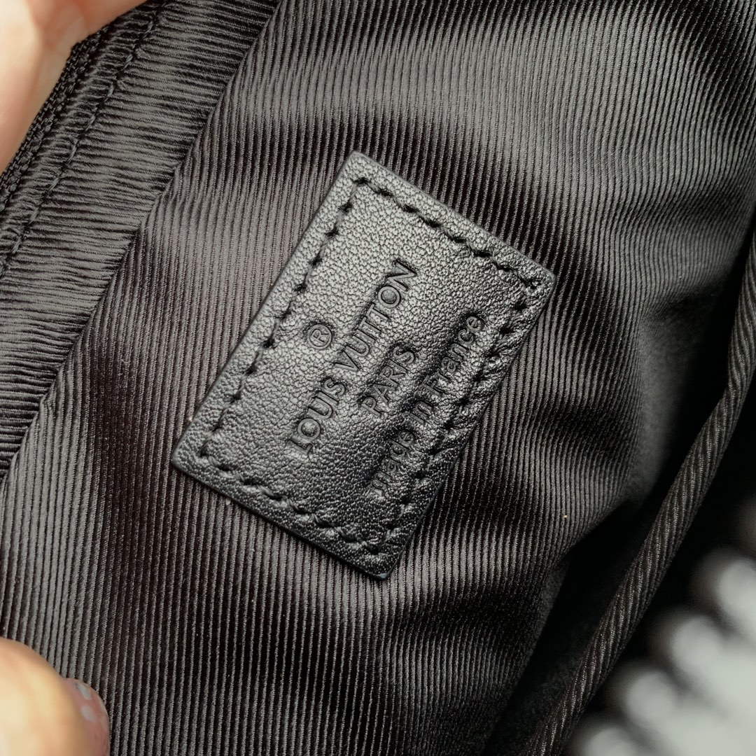 LV M46694 Louis Vuitton Trio Messenger Radiant Sun