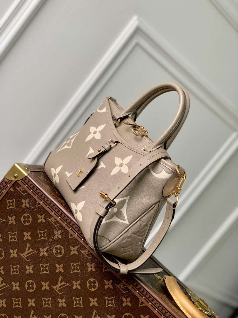 LV M46585 Louis Vuitton Trianon PM Tote Bag Cr��me Beige