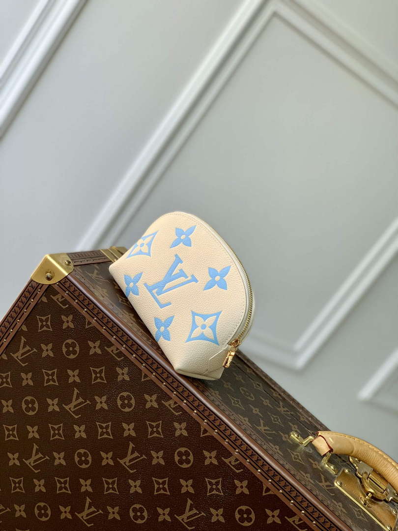 LV M45951 Louis Vuitton Pochette Cosmetique PM Blue