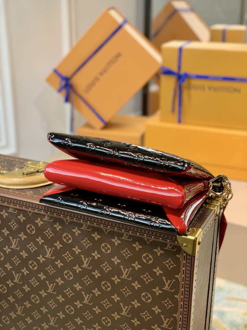 LV M20369 Louis Vuitton Coussin PM Bag Patent calfskin Black