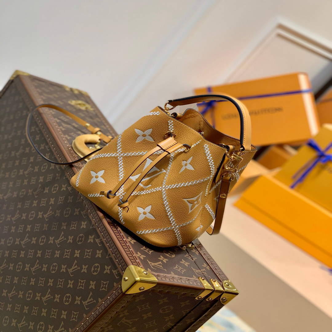 LV M46023 Louis Vuitton NONO BB Bucket Bag Brown