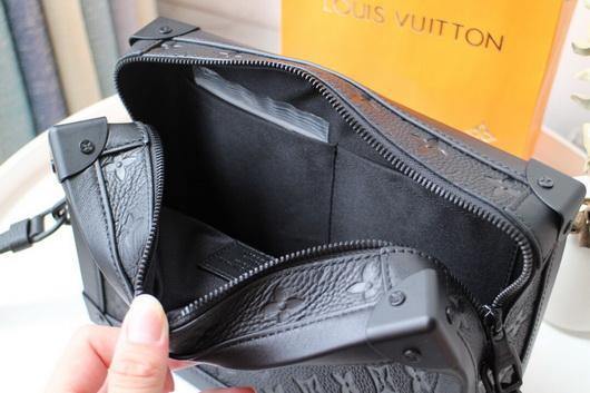 LV M44478 Louis Vuitton Soft Trunk Monogram Black M44730 Bag