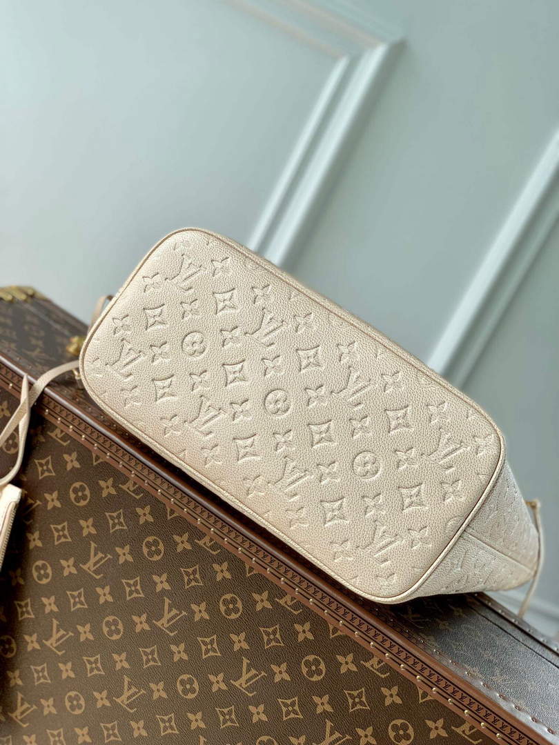 LV M46231 Louis Vuitton Neverfull MM Carryall Pale Beige