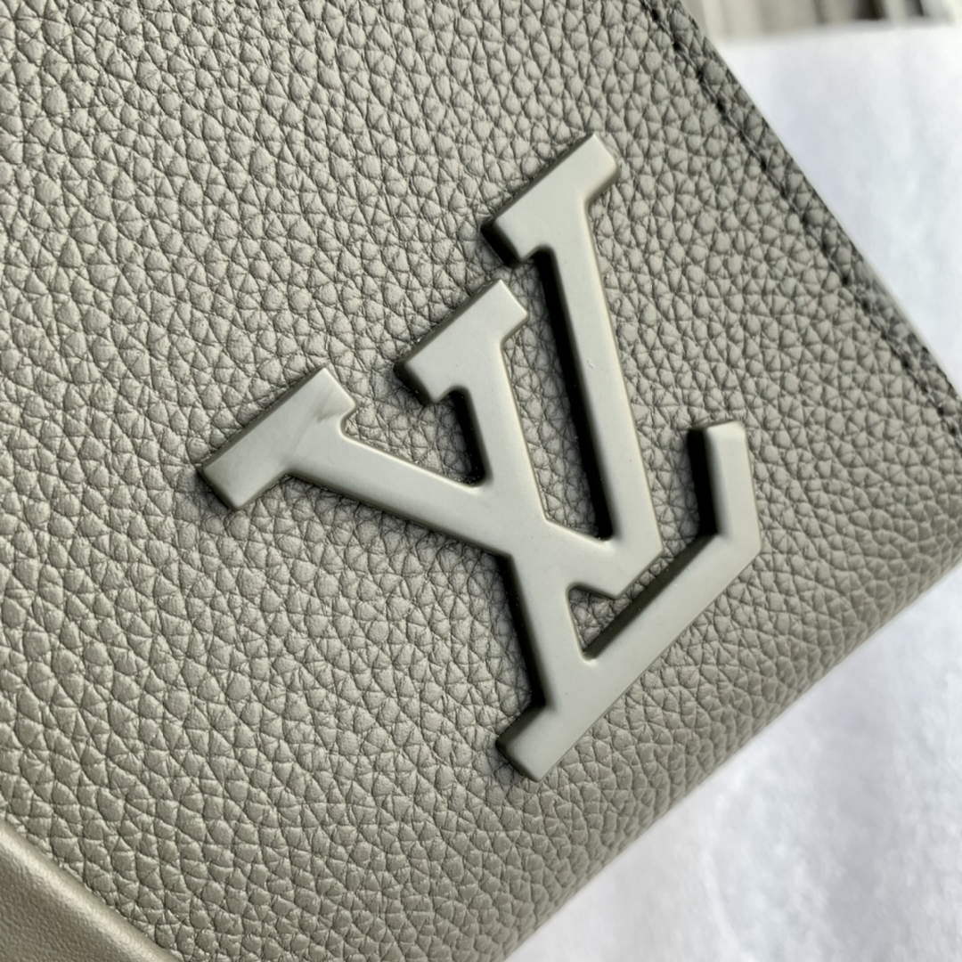 LV M21542 Louis Vuitton Takeoff Tote Bag Khaki
