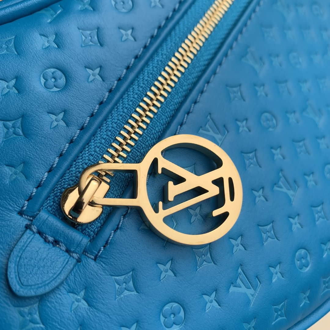 LV M22593 Louis Vuitton Loop Baguette Handbag Blue
