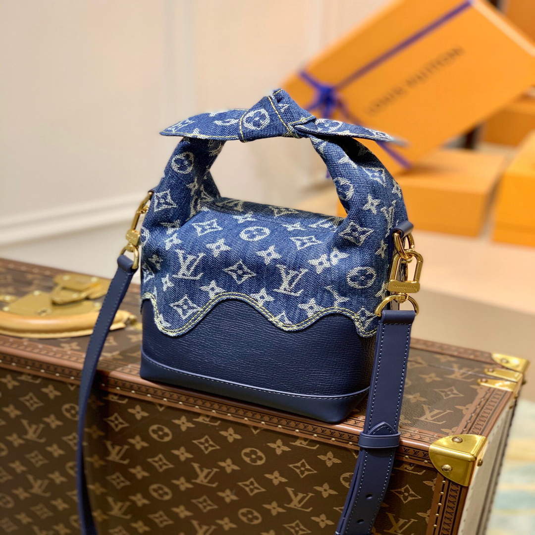 LV M45970 Louis Vuitton Japanese Cruiser Taurillon Leather Bag