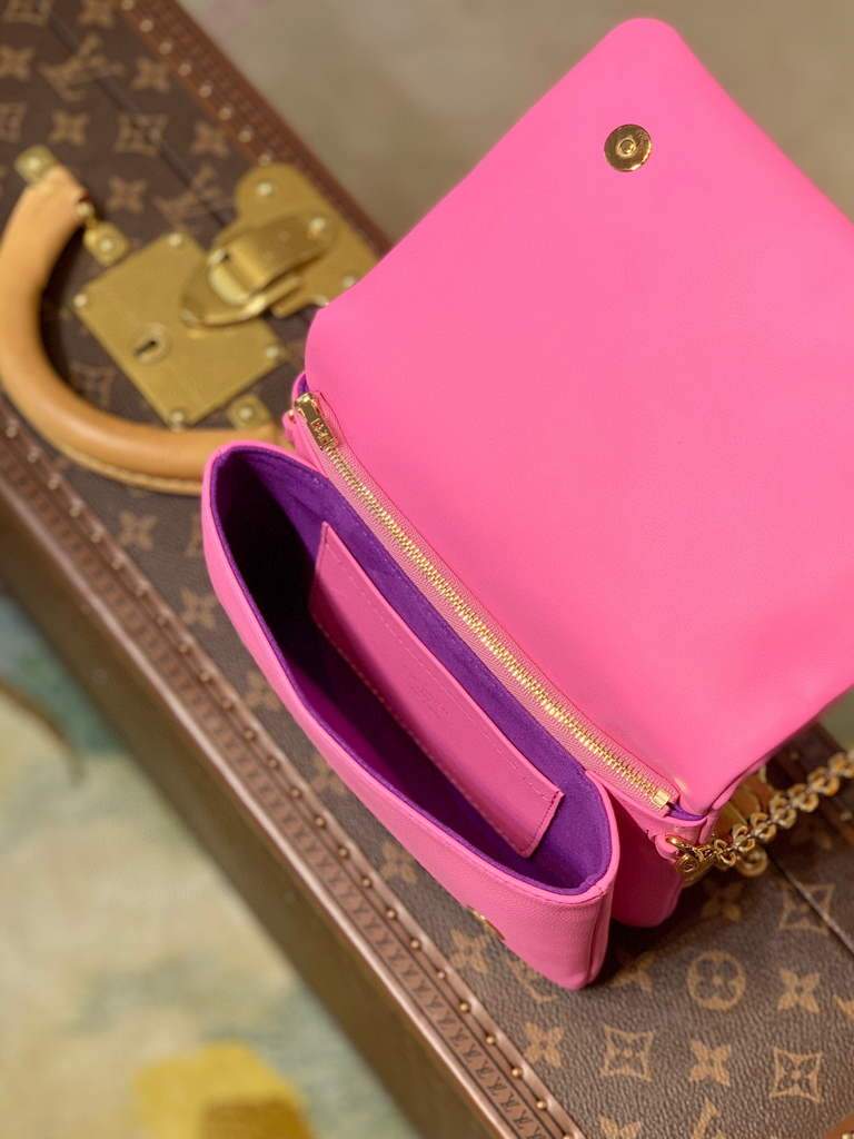 Louis Vuitton M80745 Pochette Coussin LV M80742 Pink Purple