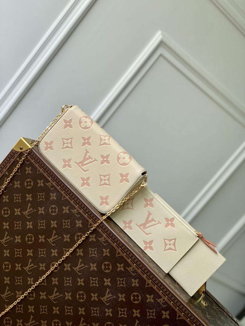 LV M82610 Louis Vuitton Pochette F��licie Bag Pink