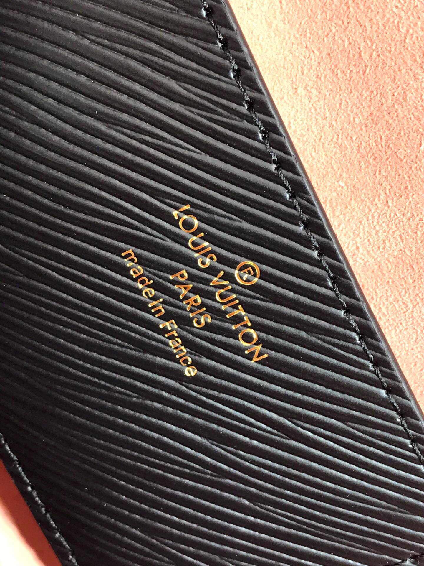 LV M57050 Louis Vuitton Twist MM Bag M57049 Epi Leather Black