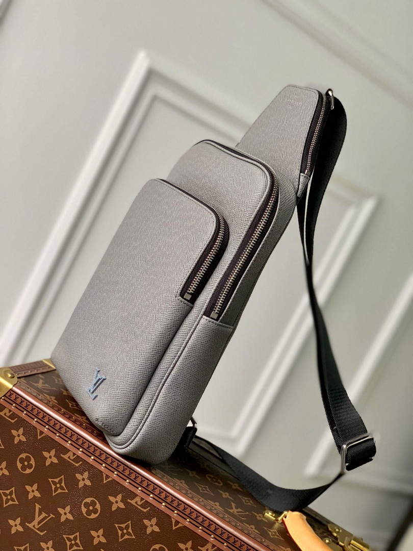 LV M30859 Louis Vuitton Avenue Sling Bag Glacier