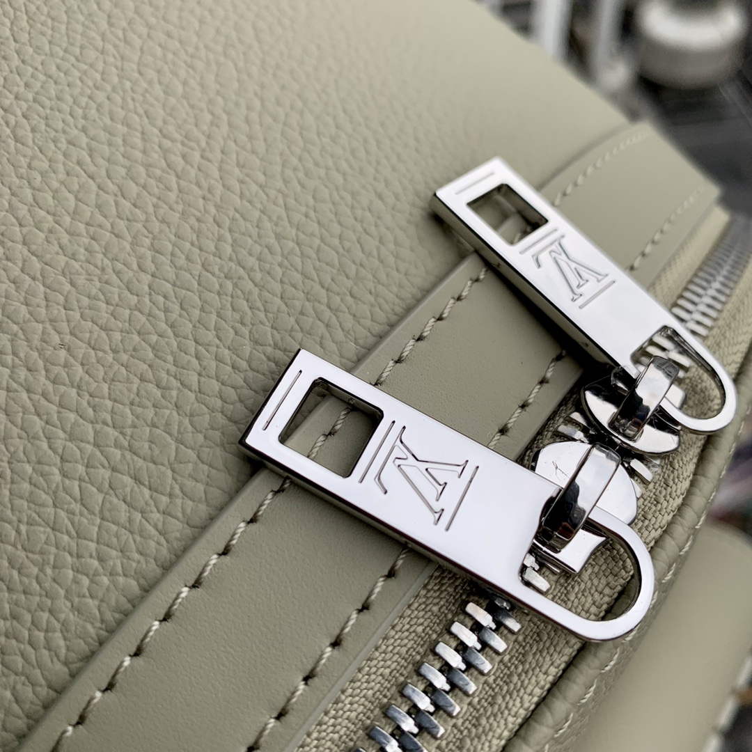 LV M22503 Louis Vuitton Takeoff Backpack Sage