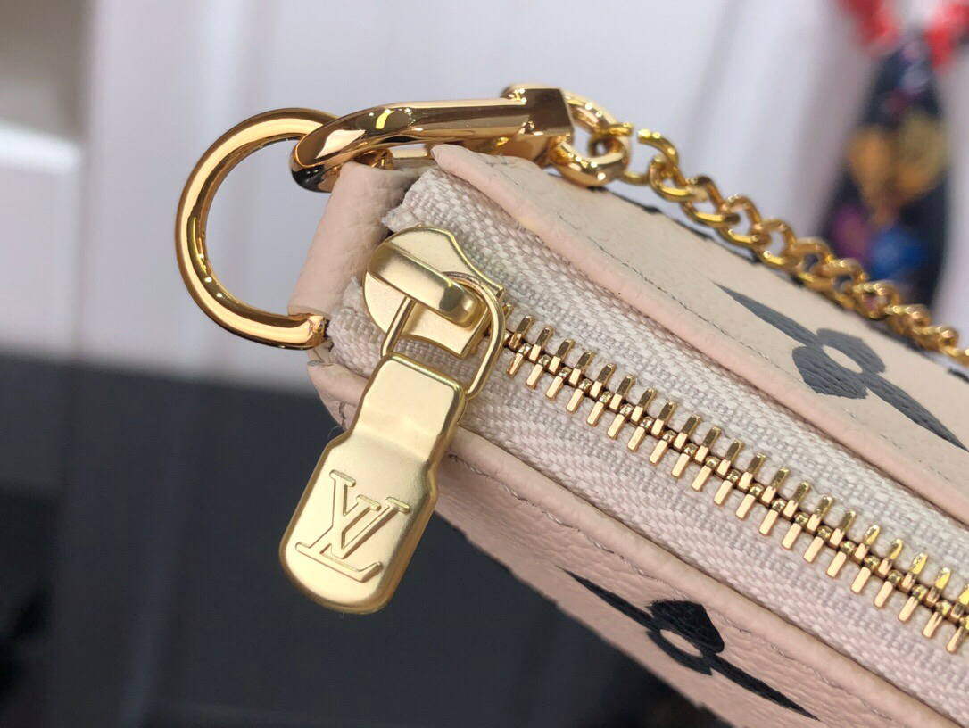 LV M81140 Louis Vuitton Mini Pochette Accessoires Bag Beige