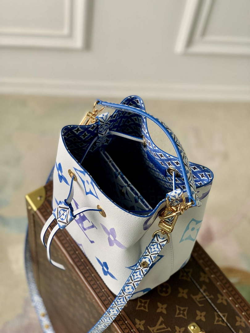 LV M22986 Louis Vuitton N��ono�� BB Bucket Bag Bule