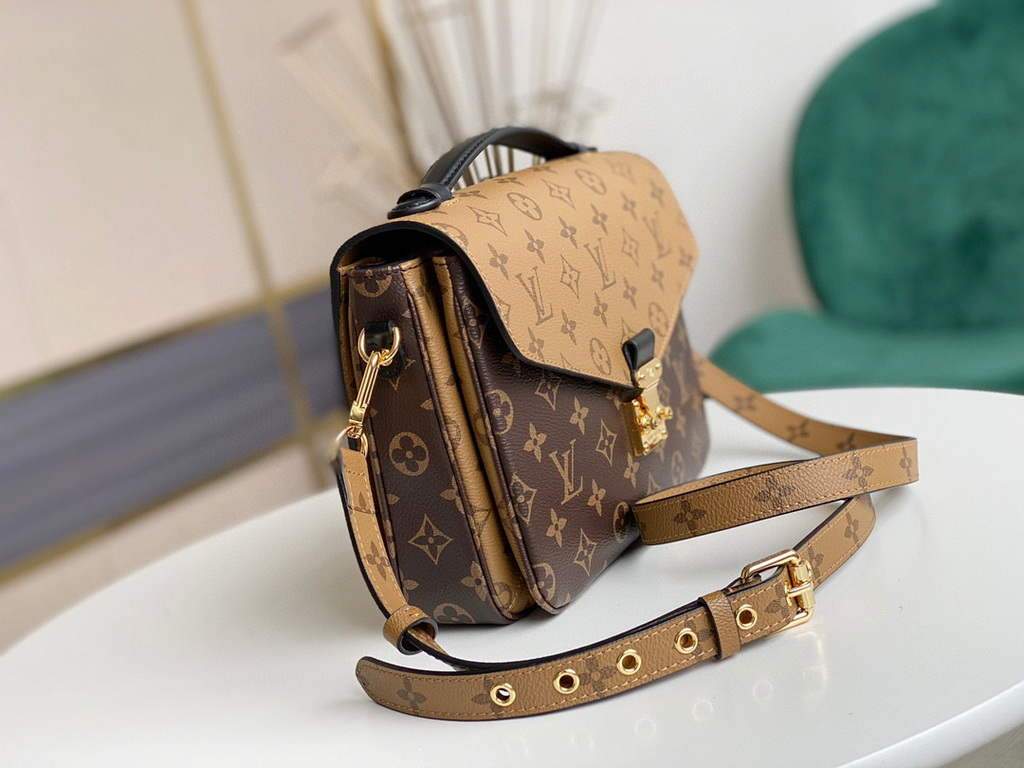 LV M44876 Louis Vuitton M44875 Pochette Metis Monogram Reverse canvas