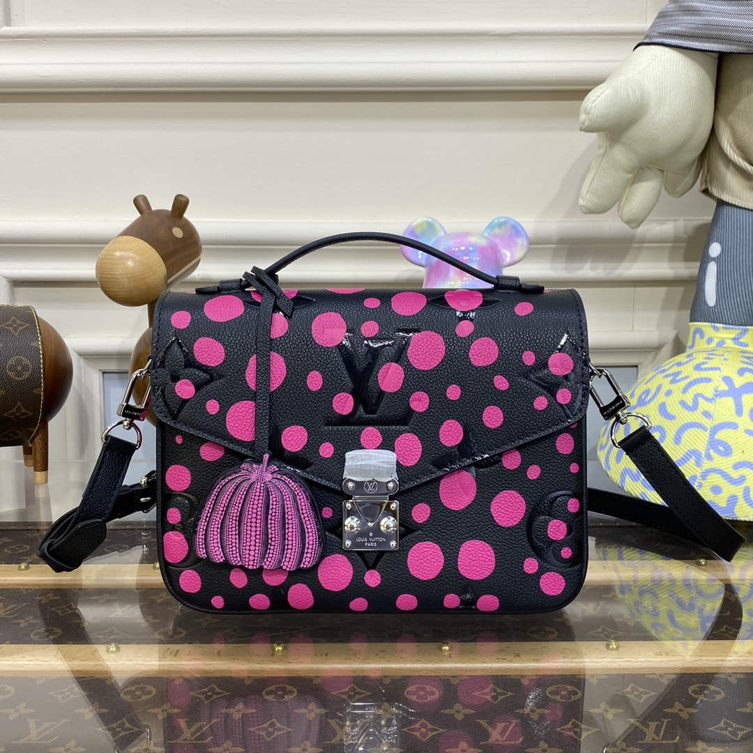 LV M46420 Louis Vuitton LV x YK Pochette M��tis Black/Fuchsia