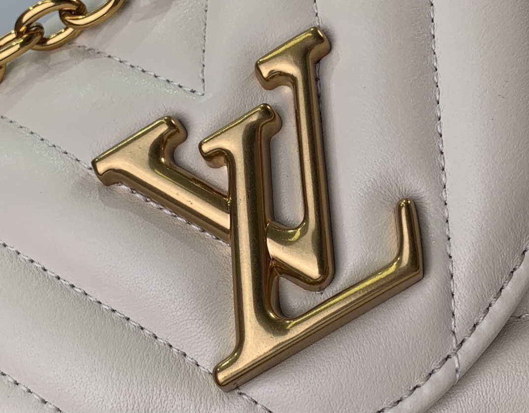 LV M20687 Louis Vuitton New Wave Multi-Pochette Leather M20838 White