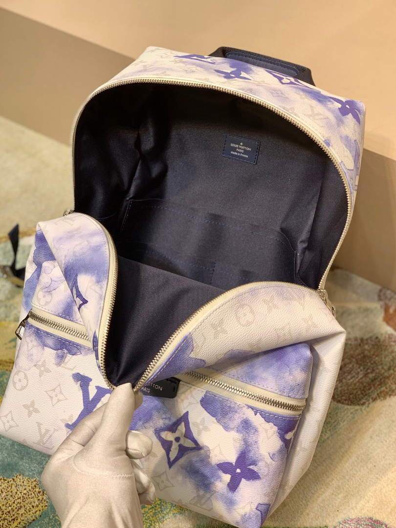LV M45760 Louis Vuitton Discovery Backpack White Blue