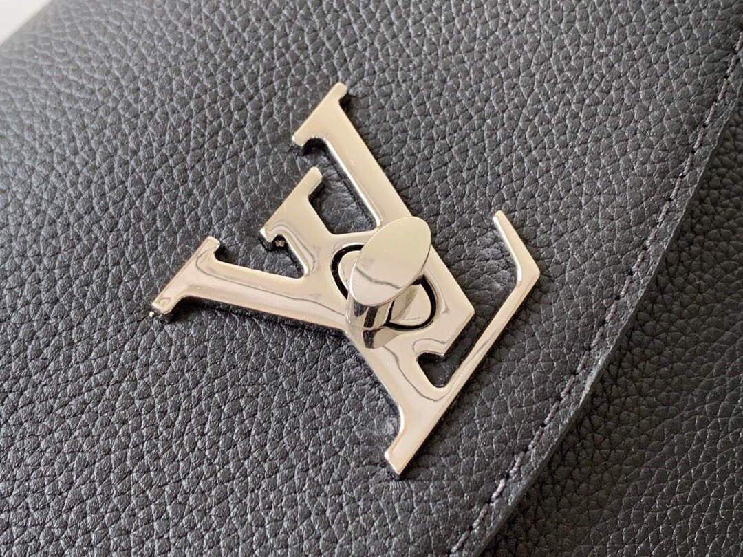 LV M53937 Louis Vuitton Lockme Ever BB Handbag Black