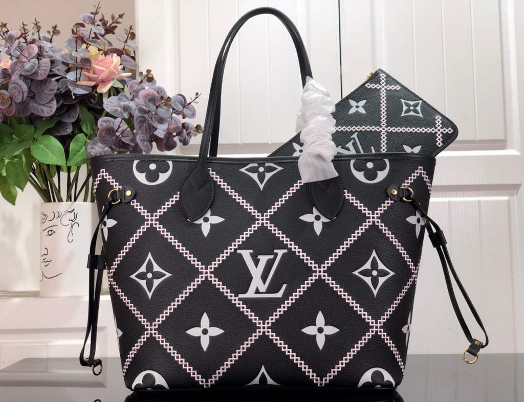 Louis Vuitton M46040 LV M46039 Neverfull MM black