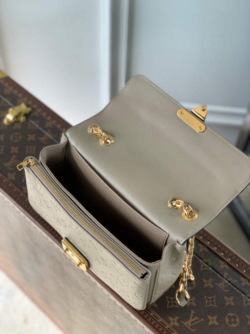 LV M46199 Louis Vuitton Marceau Chain Bag Dove Gray