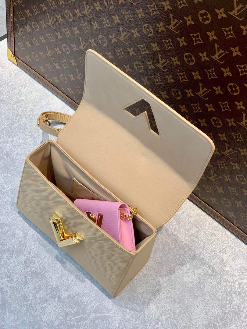LV M59884 Louis Vuitton Twist MM Handbag skin color