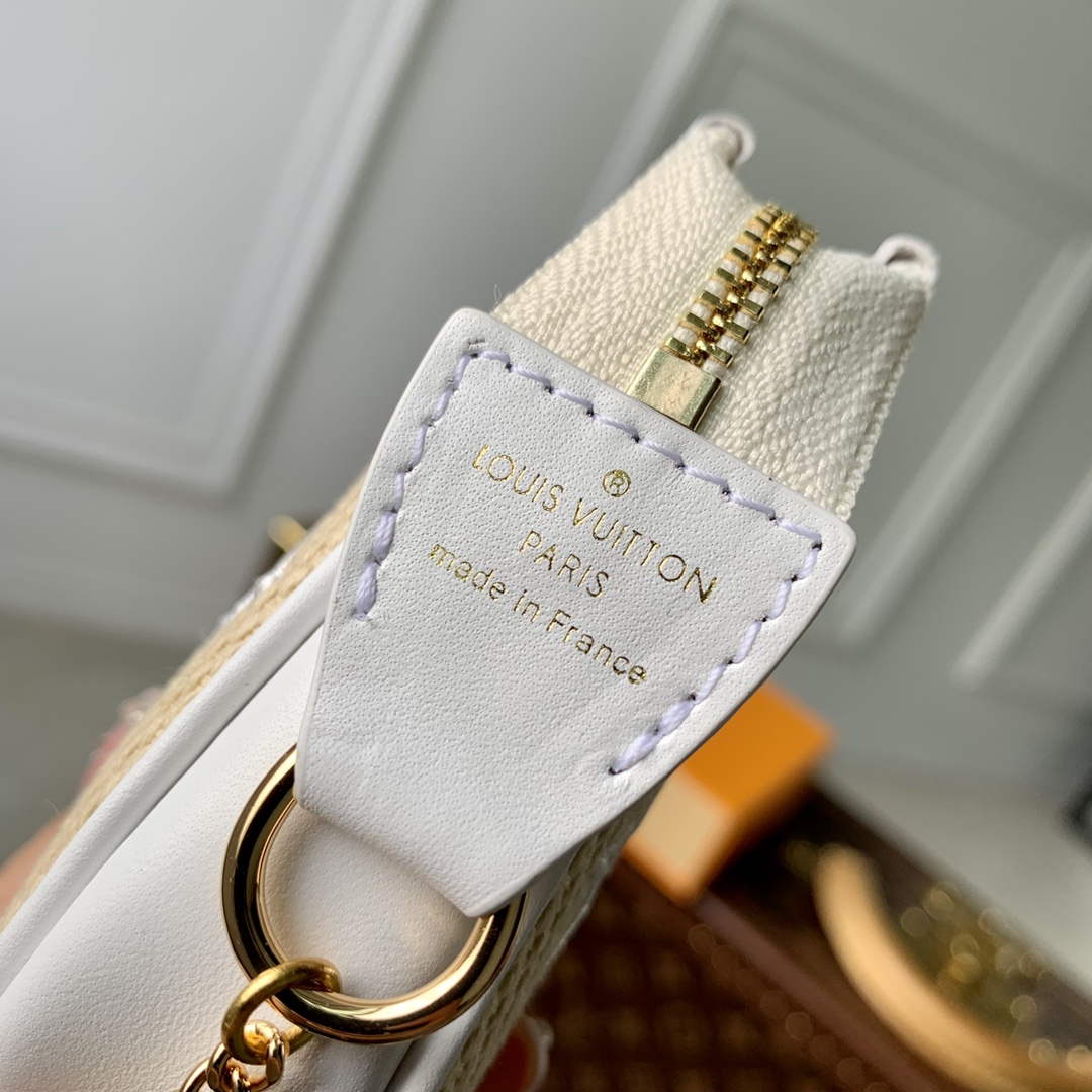 LV M82472 Louis Vuitton Mini Pochette Accessoires White