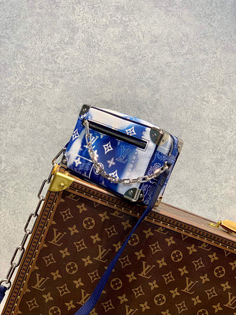 LV M20557 Louis Vuitton Mini Soft Trunk Blue