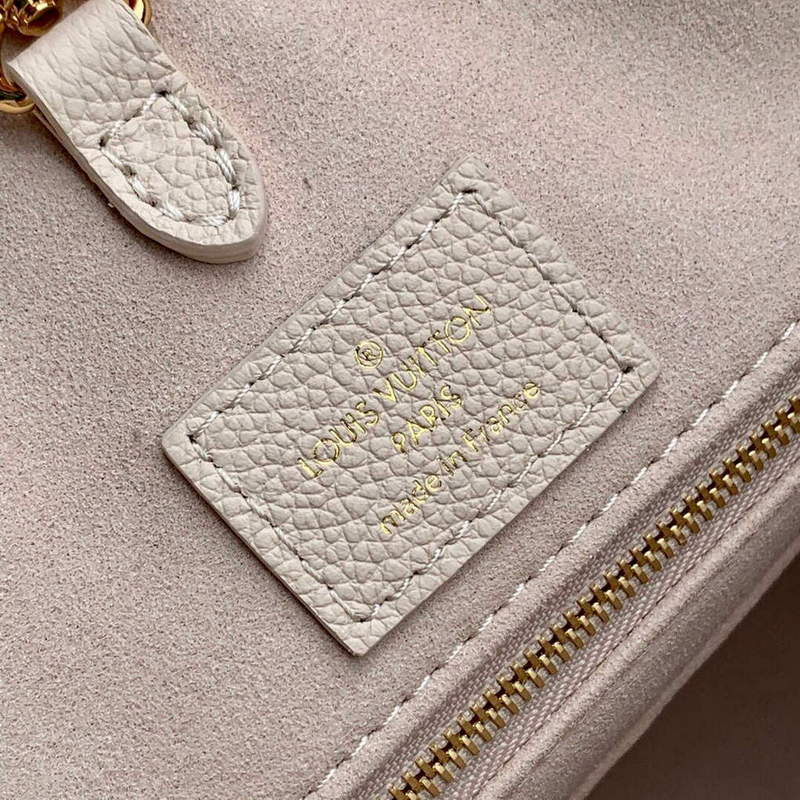 LV M46128 Louis Vuitton Onthego MM Tote Bag