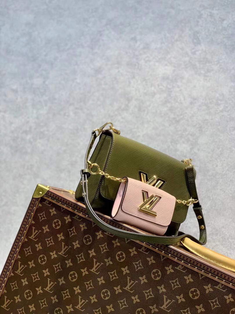 LV M59884 Louis Vuitton Twist MM Handbag Kaki / Quartz White
